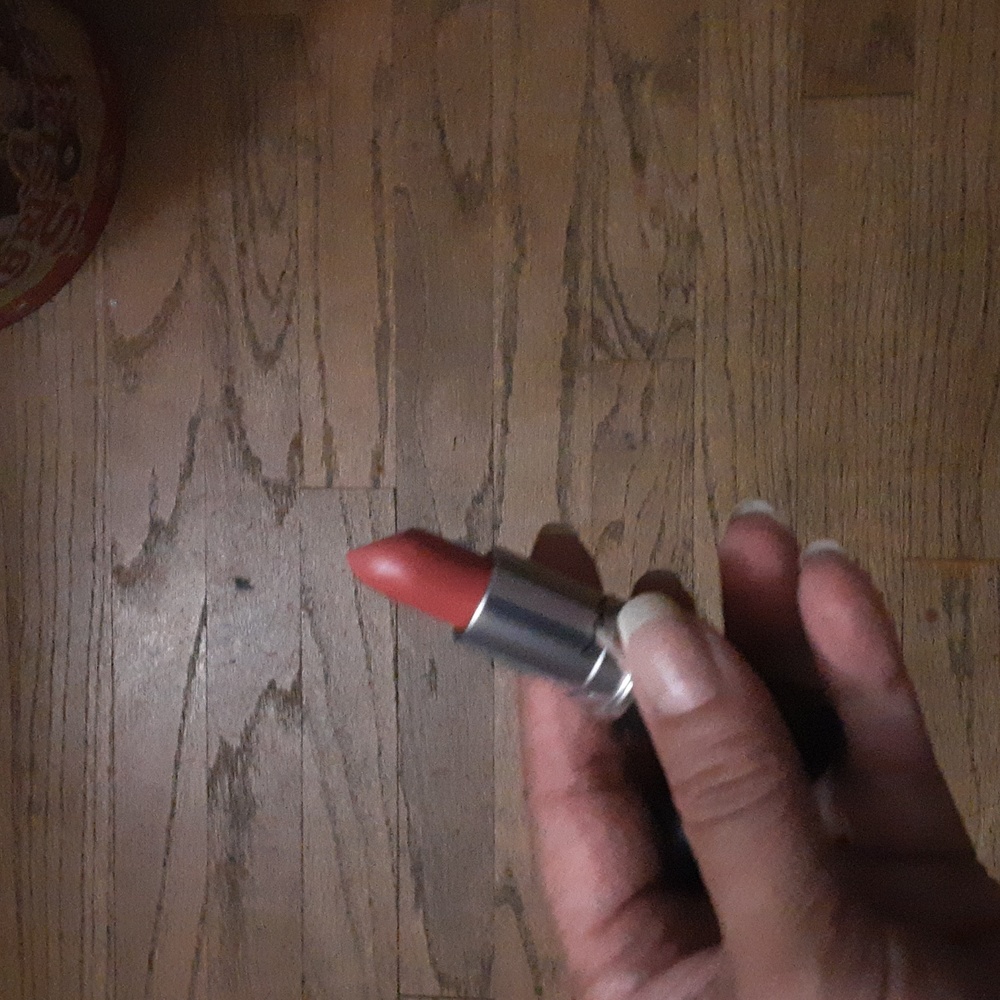 COPY - Mac bundle matte lipsticks some new with tags some new with out,never sw⦠- Picture 6 of 16